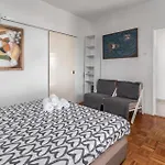 3 Bedroom Lovely In Διαμέρισμα *