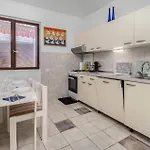 3 Bedroom Lovely In Apartman *
